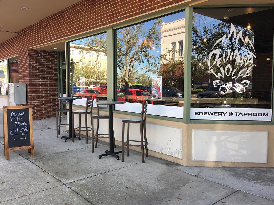 Patio | Deviant Wolfe Brewing